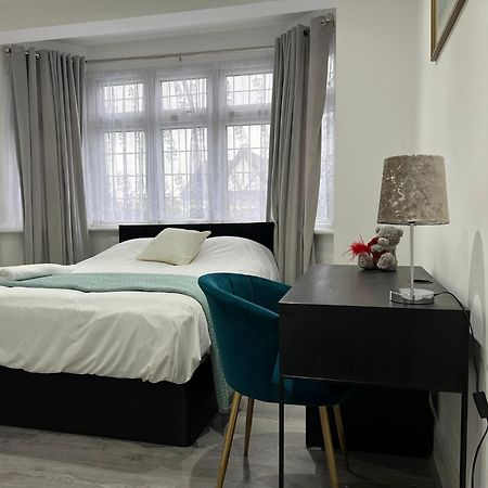 Starlet Property Wanstead Exteriör bild
