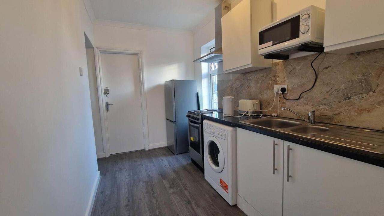 Starlet Property Wanstead Exteriör bild